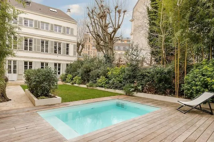 Maison Privee Paris